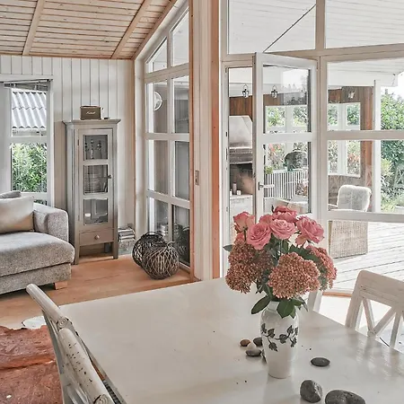 度假居 3 Bedroom Pet Friendly In *