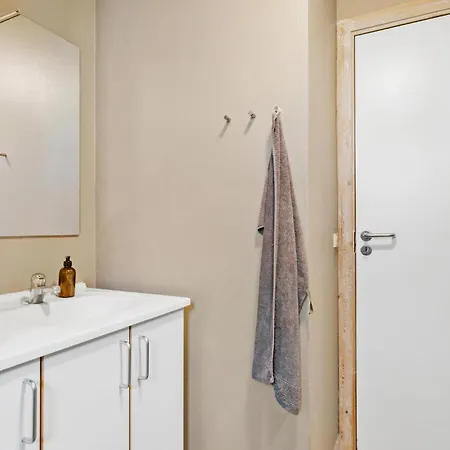3 Bedroom Pet Friendly In