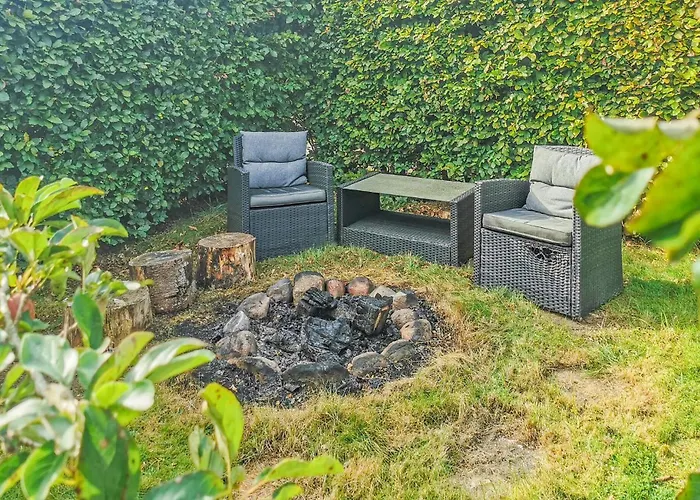 בית נופש 3 Bedroom Pet Friendly In