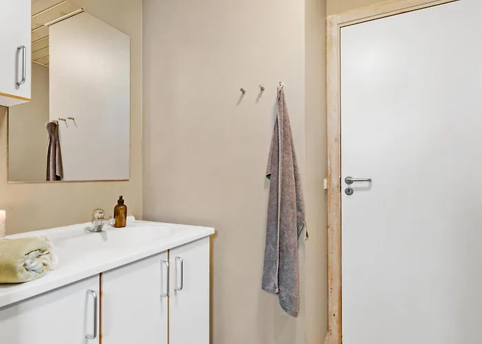 3 Bedroom Pet Friendly In